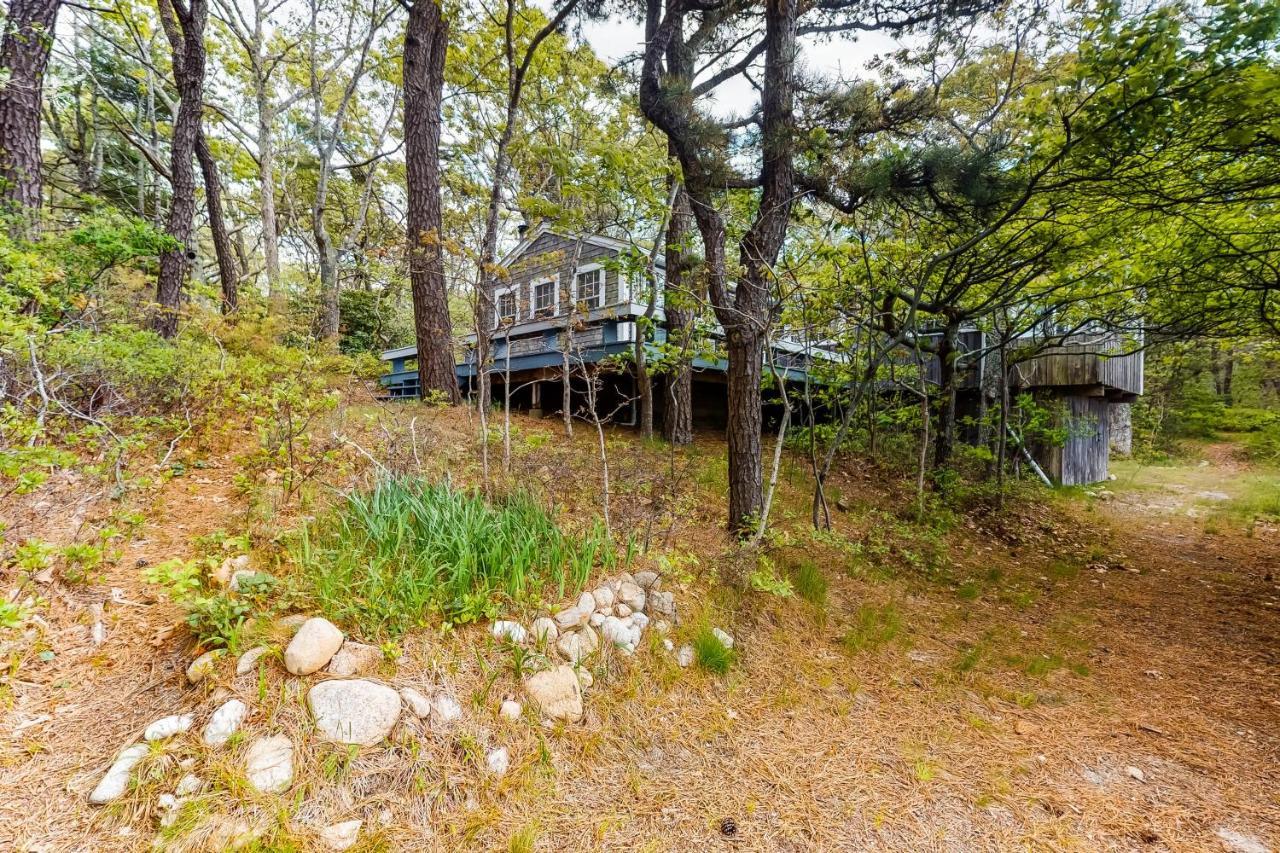Sunset On The Vineyard Villa Vineyard Haven Exterior photo
