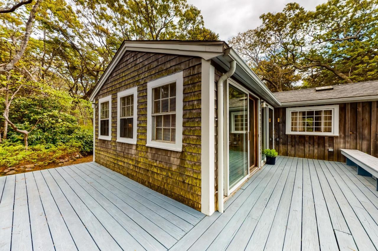 Sunset On The Vineyard Villa Vineyard Haven Exterior photo