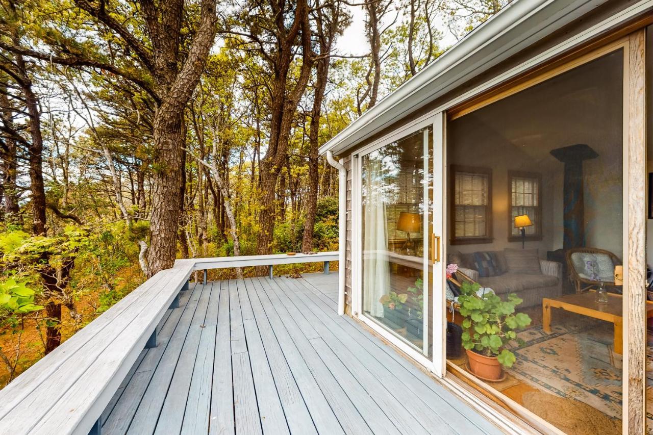 Sunset On The Vineyard Villa Vineyard Haven Exterior photo